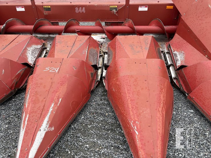 international-844-image-2