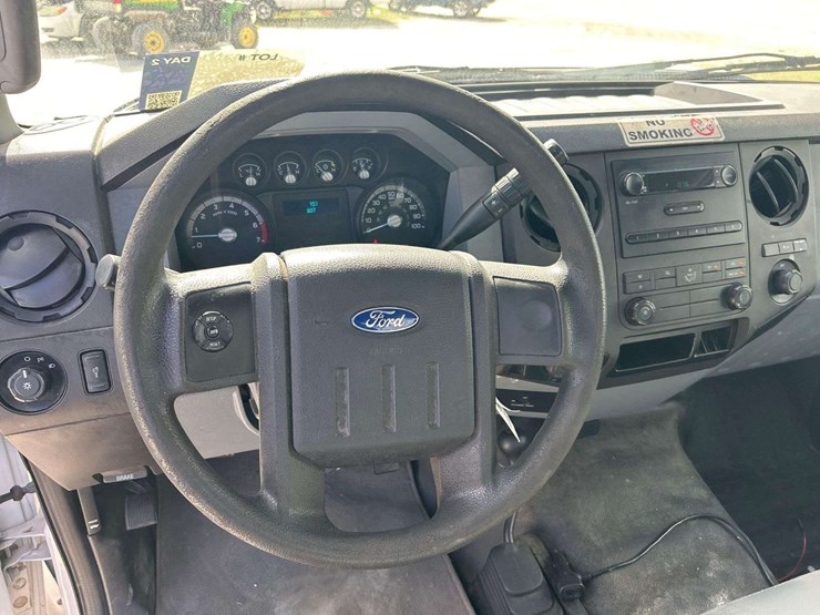 2015-ford-f350-image-11