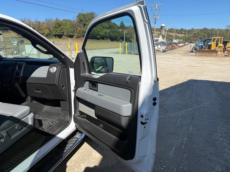 2014-ford-f150-image-16