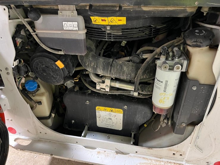 2023-bobcat-t86-image-17