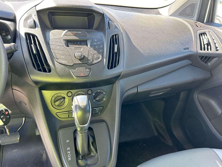 2018-ford-transit-connect-image-18