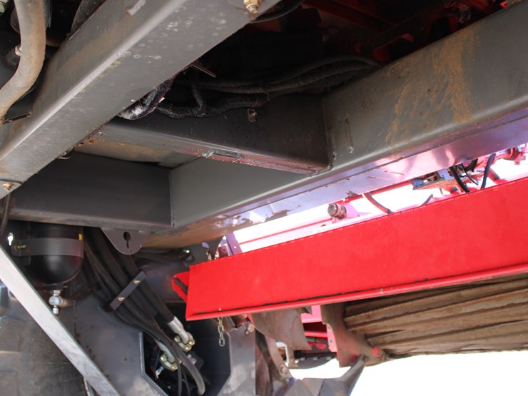 #2065-•-#2065---mf-hesston-wr-9770-swather-image-85