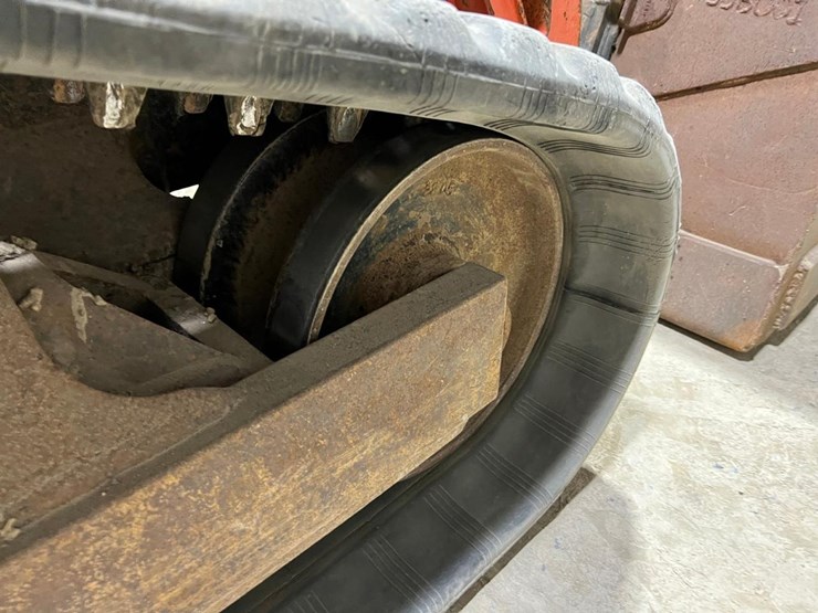 kubota-svl75-2-image-21