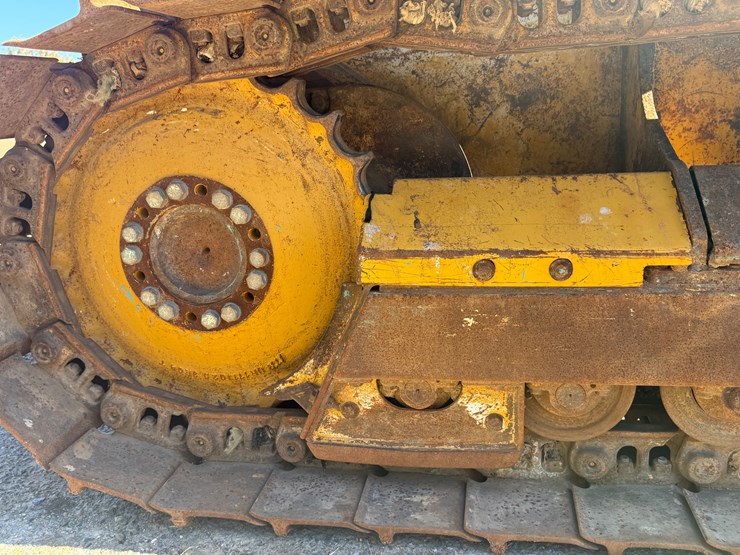 deere-650k-xlt-image-8