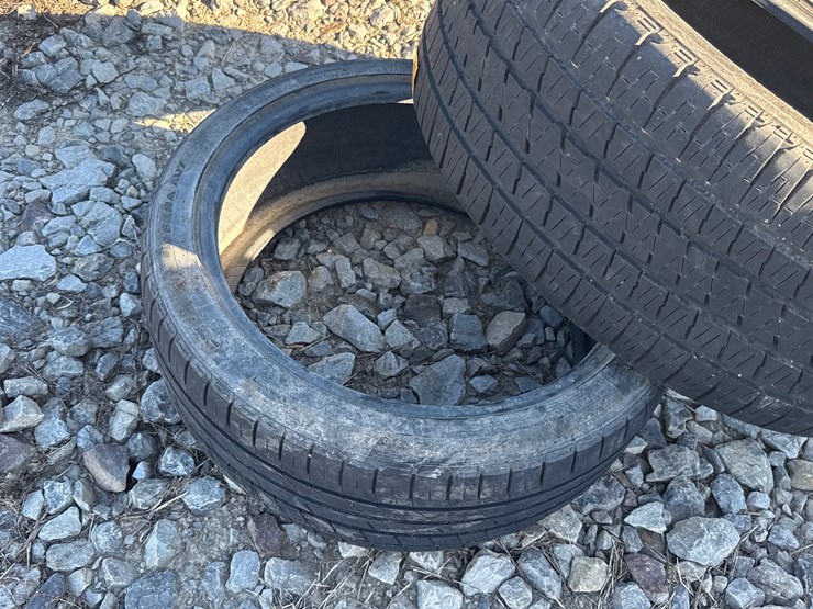 #2808-•-lot-of-(2)-tires-inv#-2808-image-5