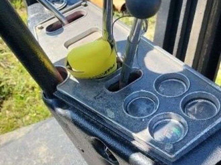 clark-forklift-image-9