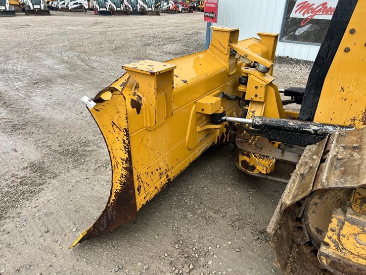 2020-caterpillar-d5k2-lgp-image-11