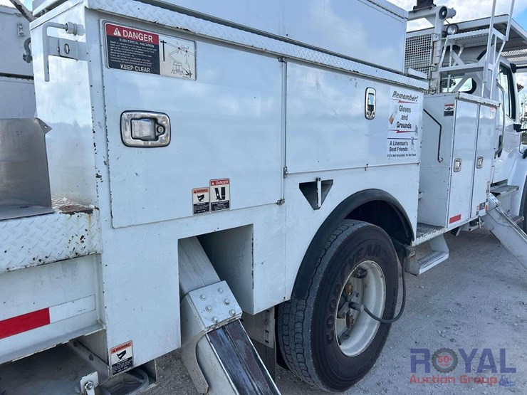 2016-freightliner-m2-106-altec-am50-50ft.-insulated-material-handling-bucket-truck-image-27