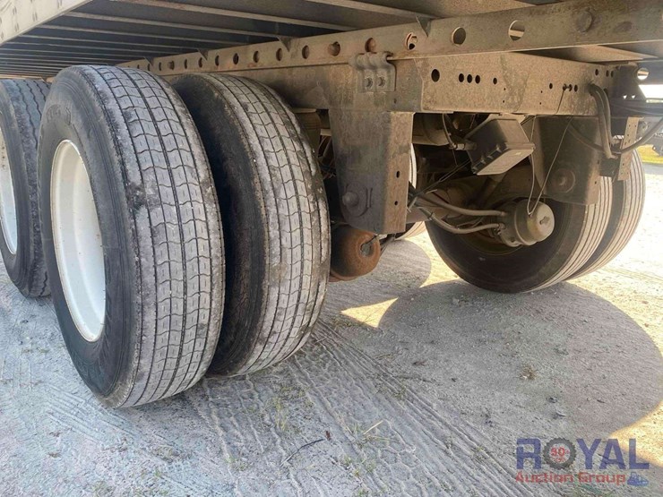 2014-utility-4000dx-image-14