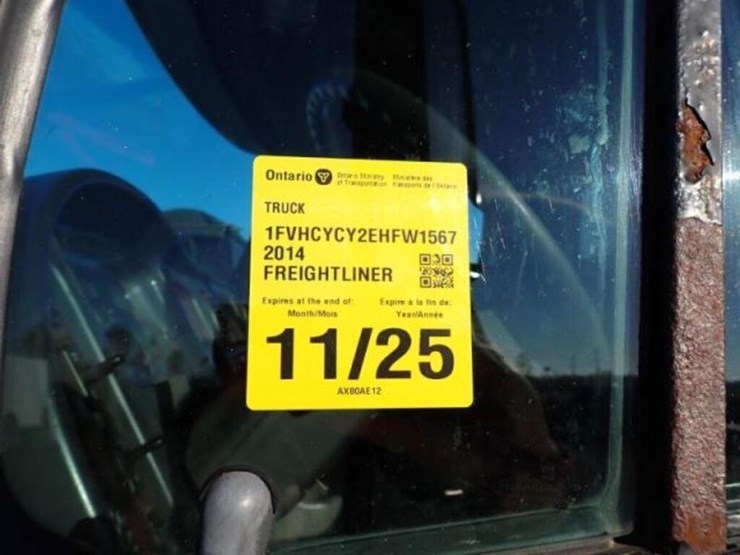 2014-freightliner-business-class-m2-106-image-24