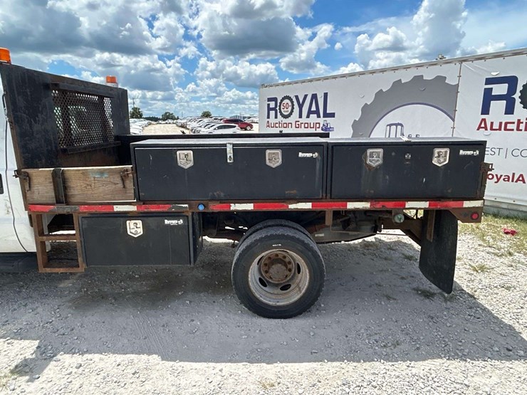 2016-ford-f450-image-16