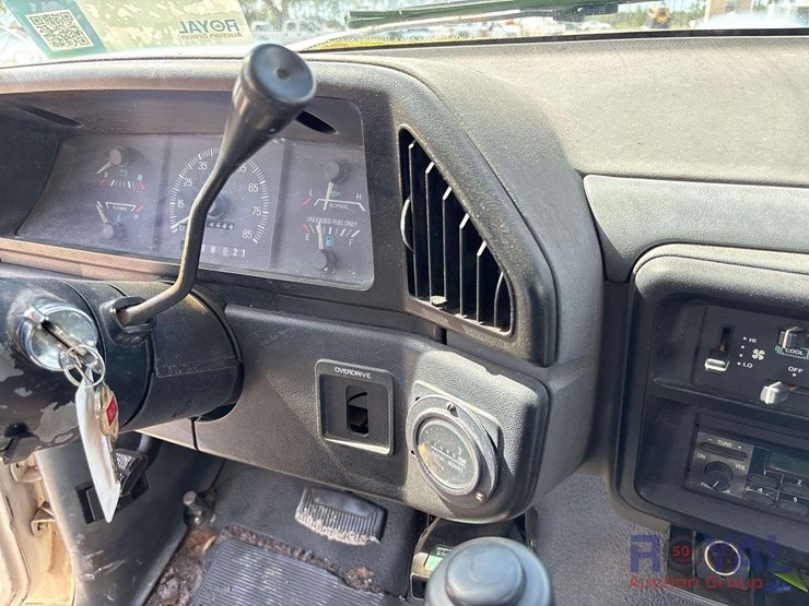 1990-ford-f-450-heil-10ft-dump-truck-image-15