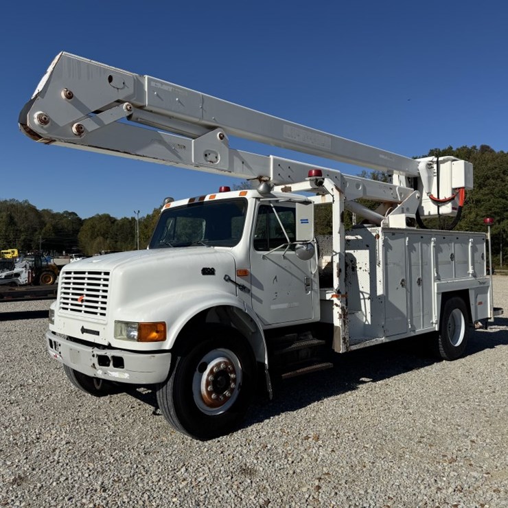 1995 INTERNATIONAL 4700