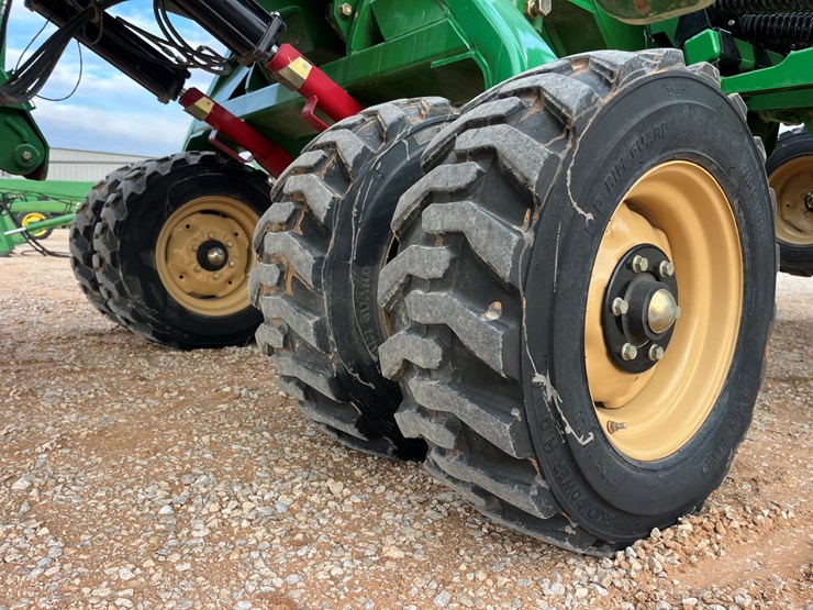 2018-great-plains-3s3000hd-image-15