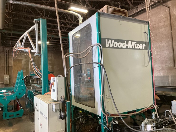 #100-•-2014-wood-mizer-wm4000-thin-kerf-image-1