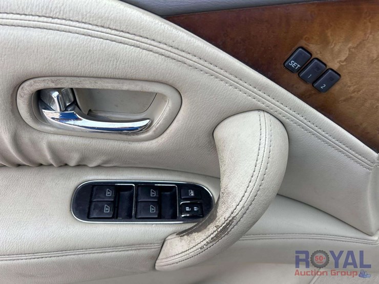 2012-infiniti-qx56-image-11