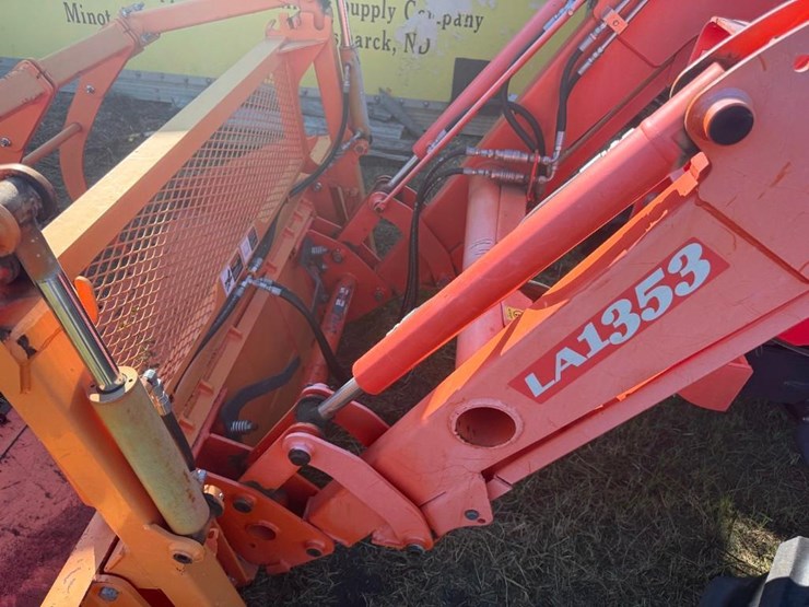 kubota-m9960hdc24-image-11