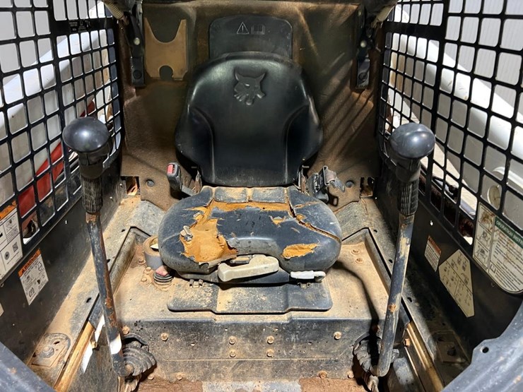 2019-bobcat-t550-image-21
