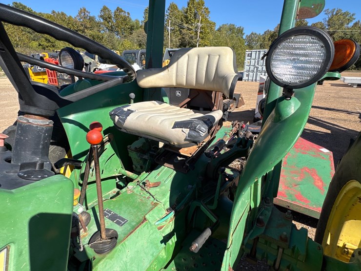 john-deere-2150-image-18