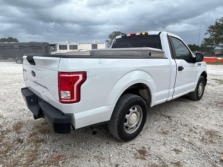 2016-ford-f150-image-3