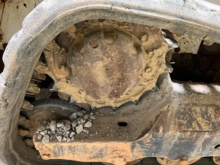 2019-bobcat-t550-image-18