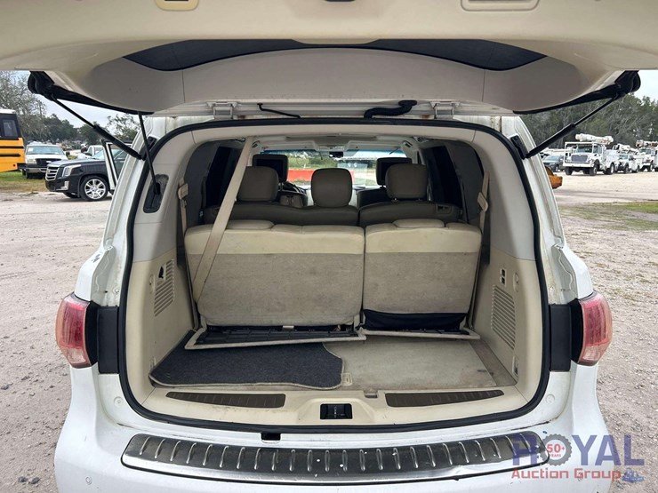 2012-infiniti-qx56-image-26