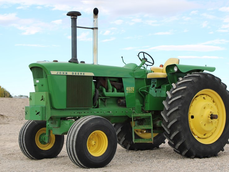 john-deere-4520-image-14