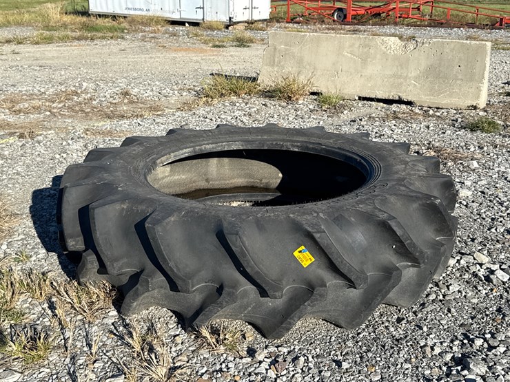 #9680-•-goodyear-520/85r46-tire-inv#-9680-image-2