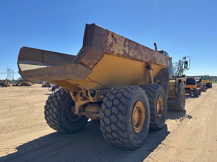 2007-caterpillar-725-image-4