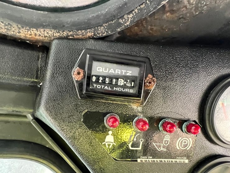 2017-bobcat-s70-image-18