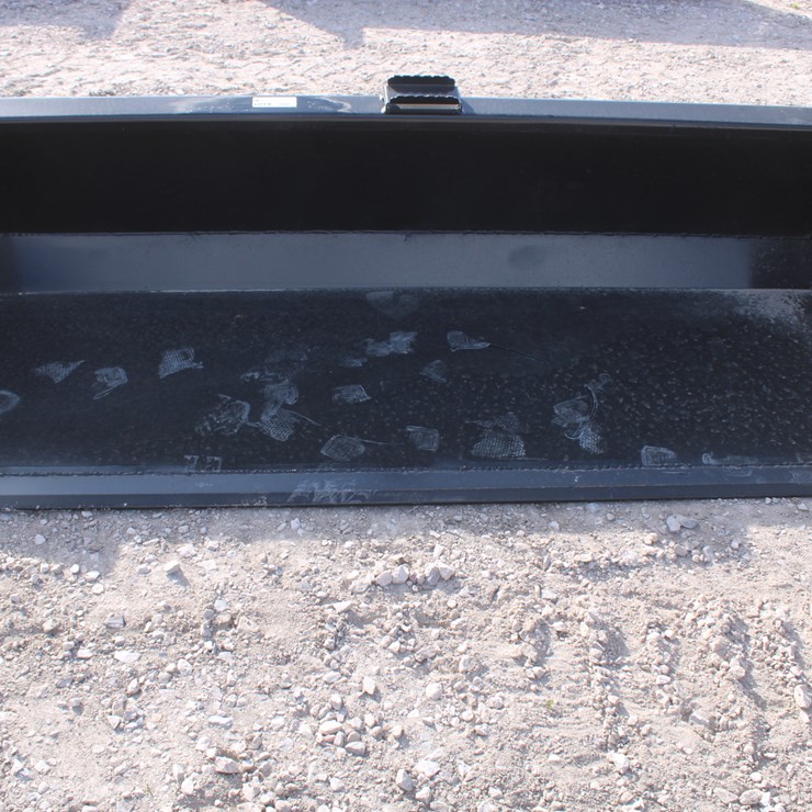 #2012 • 90 Inch Skid Steer Bucket With Blade