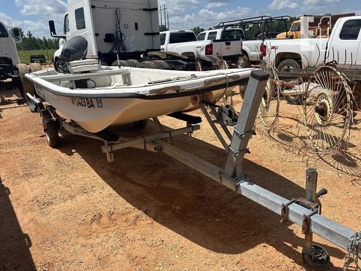 2002-hull-25-image-2