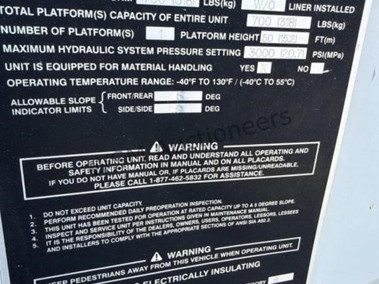 2013-international-7400-image-15