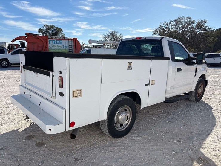 2017-ford-f250-image-3