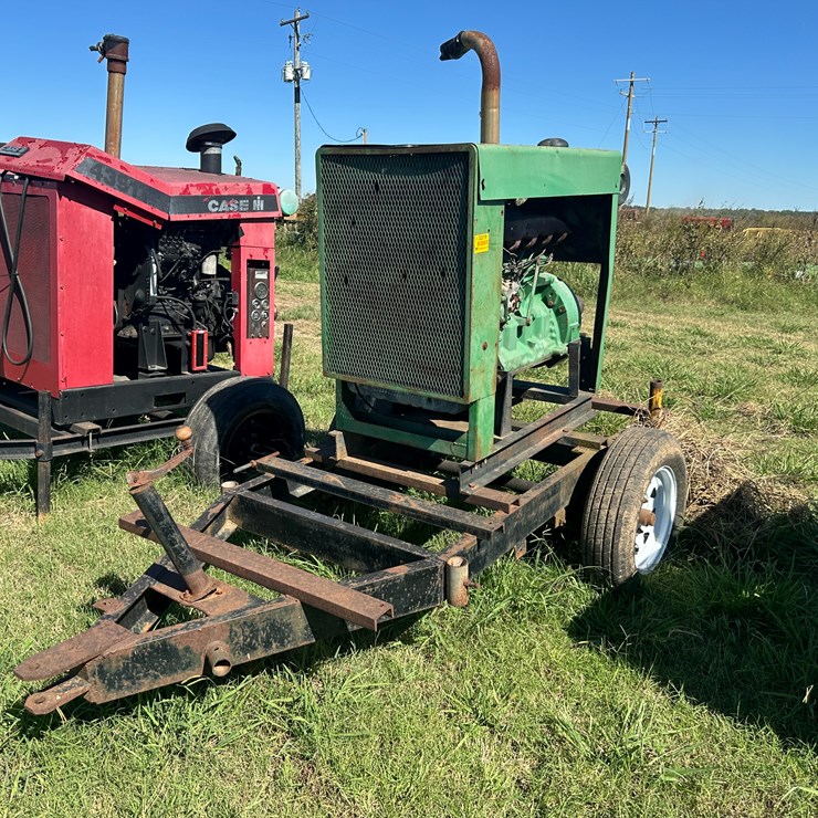 #32219 • John Deere 4 cyl Power Unit w/ Trailer