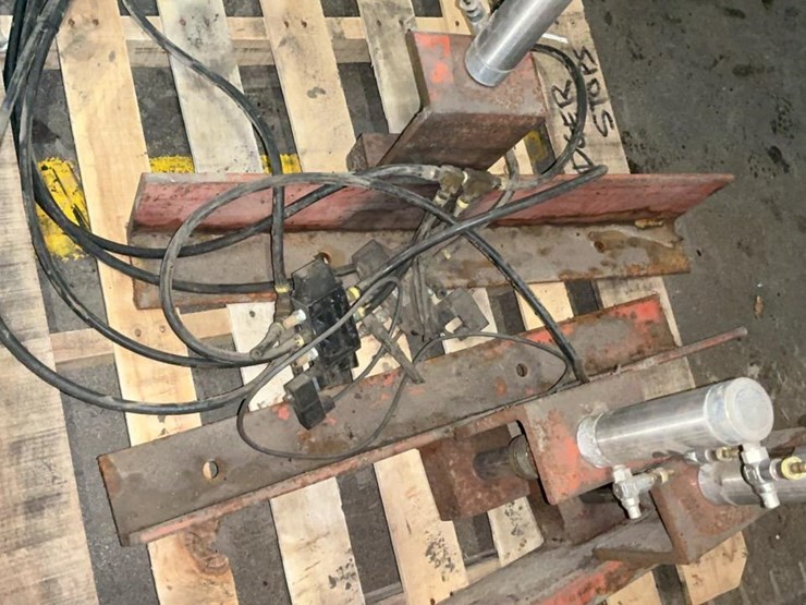 #156-•-board-stops-for-edger-image-5