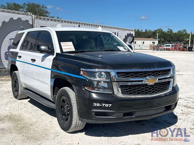 2018-chevrolet-tahoe-image-2