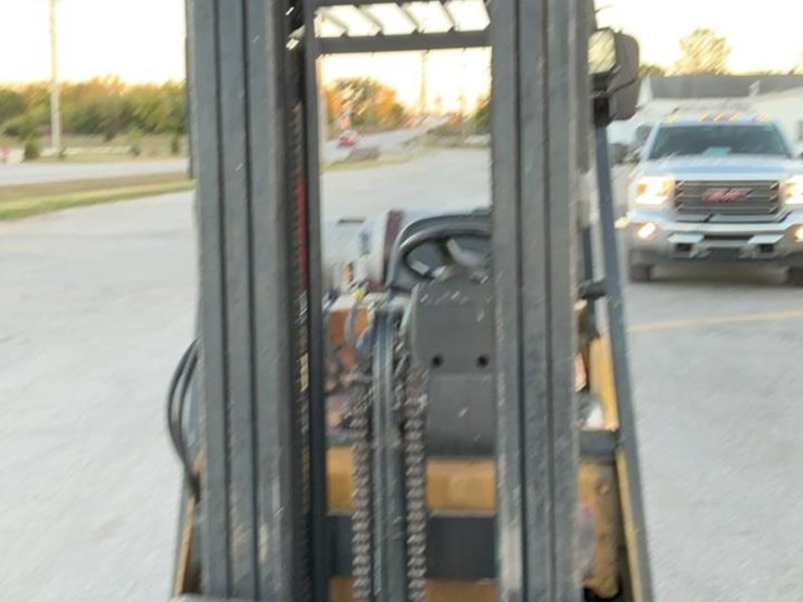 #218-•-cat-c50001-forklift-image-32
