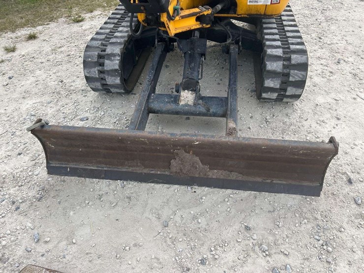 jcb-8030-zts-image-16