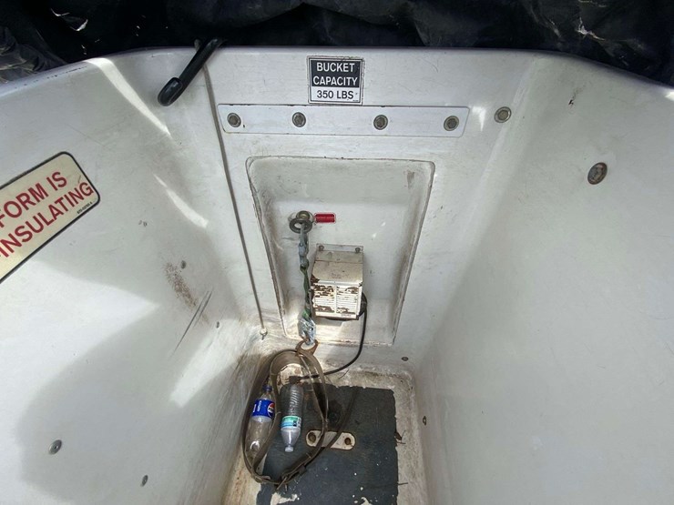 2012-altec-at200a-image-29