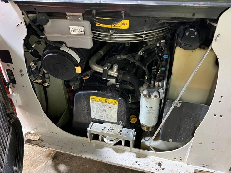 2021-bobcat-t66-image-16