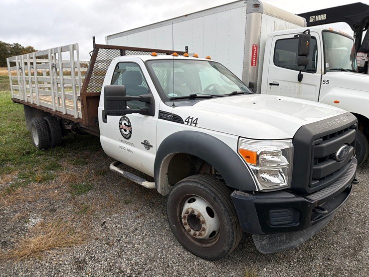 2013-ford-f550-xl-image-2