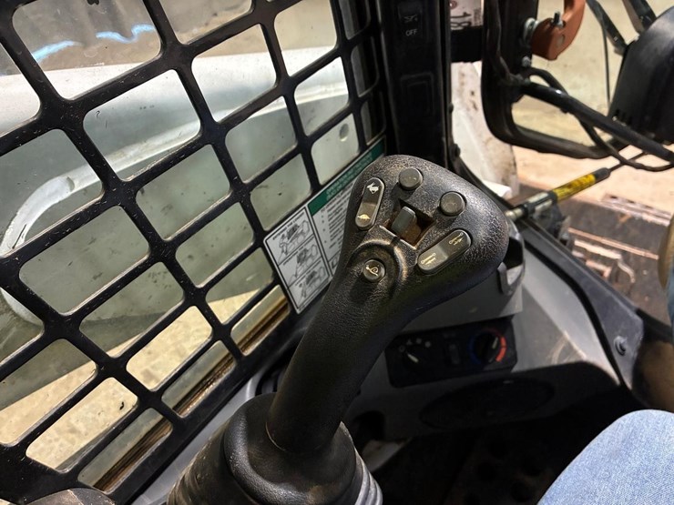 bobcat-t770-image-26