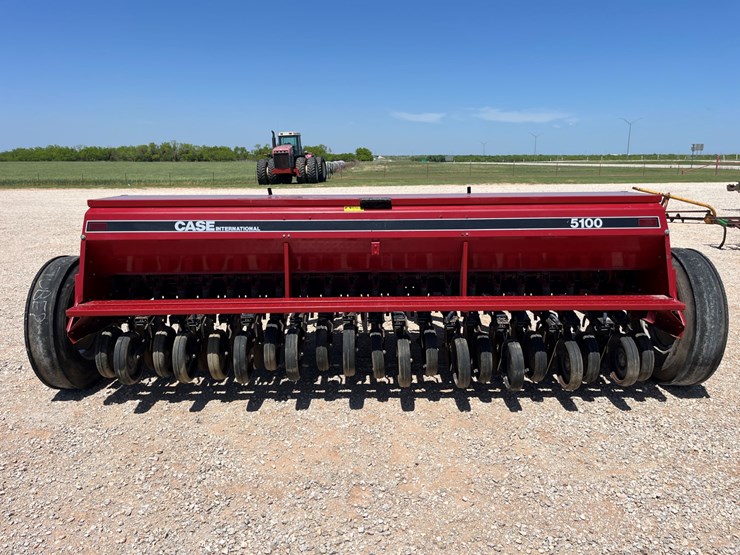 case-ih-5100-image-10