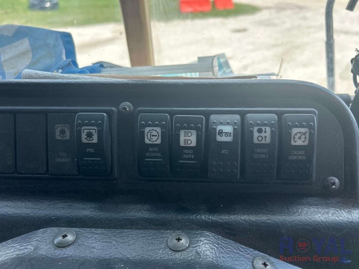 2016-autocar-xpeditor-image-23