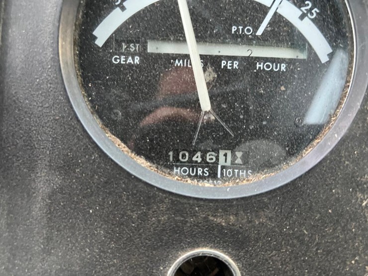 john-deere-4040-image-19