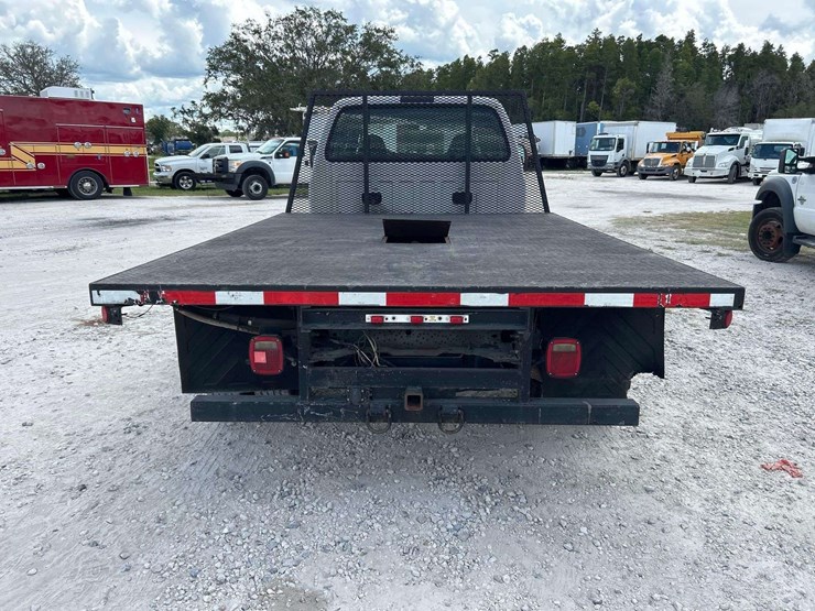 2007-ford-f550-image-18