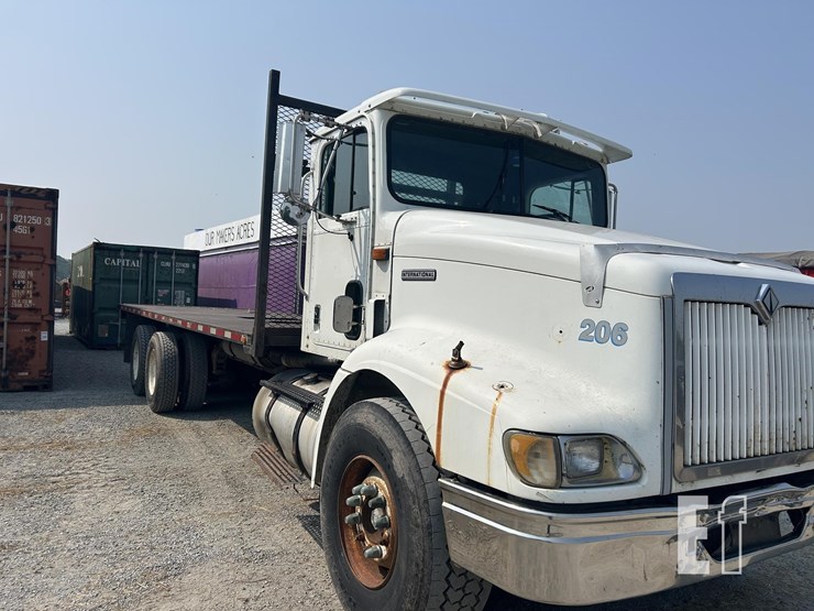 2000-international-9100-image-3