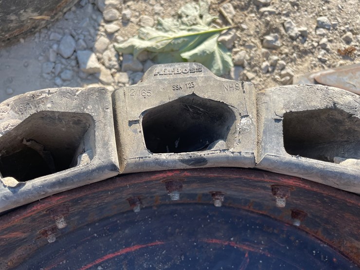 #1026-•-solid-skidsteer-wheel-and-tire-image-3