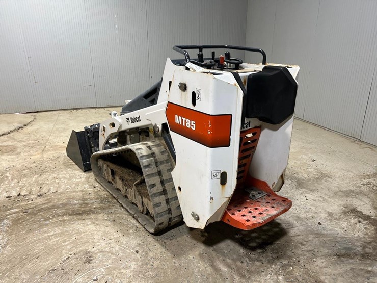 2018-bobcat-mt85-image-3